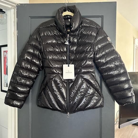 MONCLER Women's Abante Down Jacket medium - Picture 6 of 9